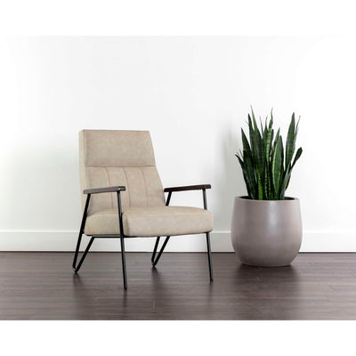 Coelho Lounge Chair