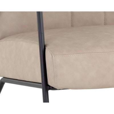 Coelho Lounge Chair