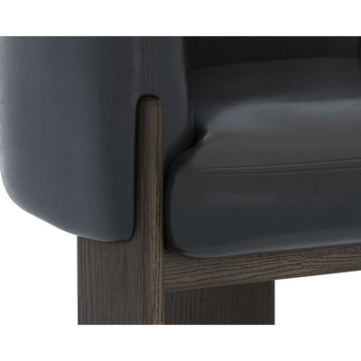 Trine Lounge Chair