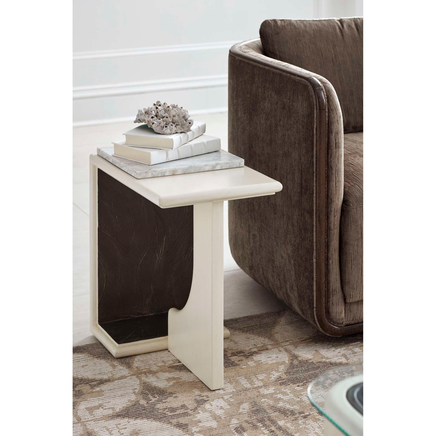 Blanc Chairside Table