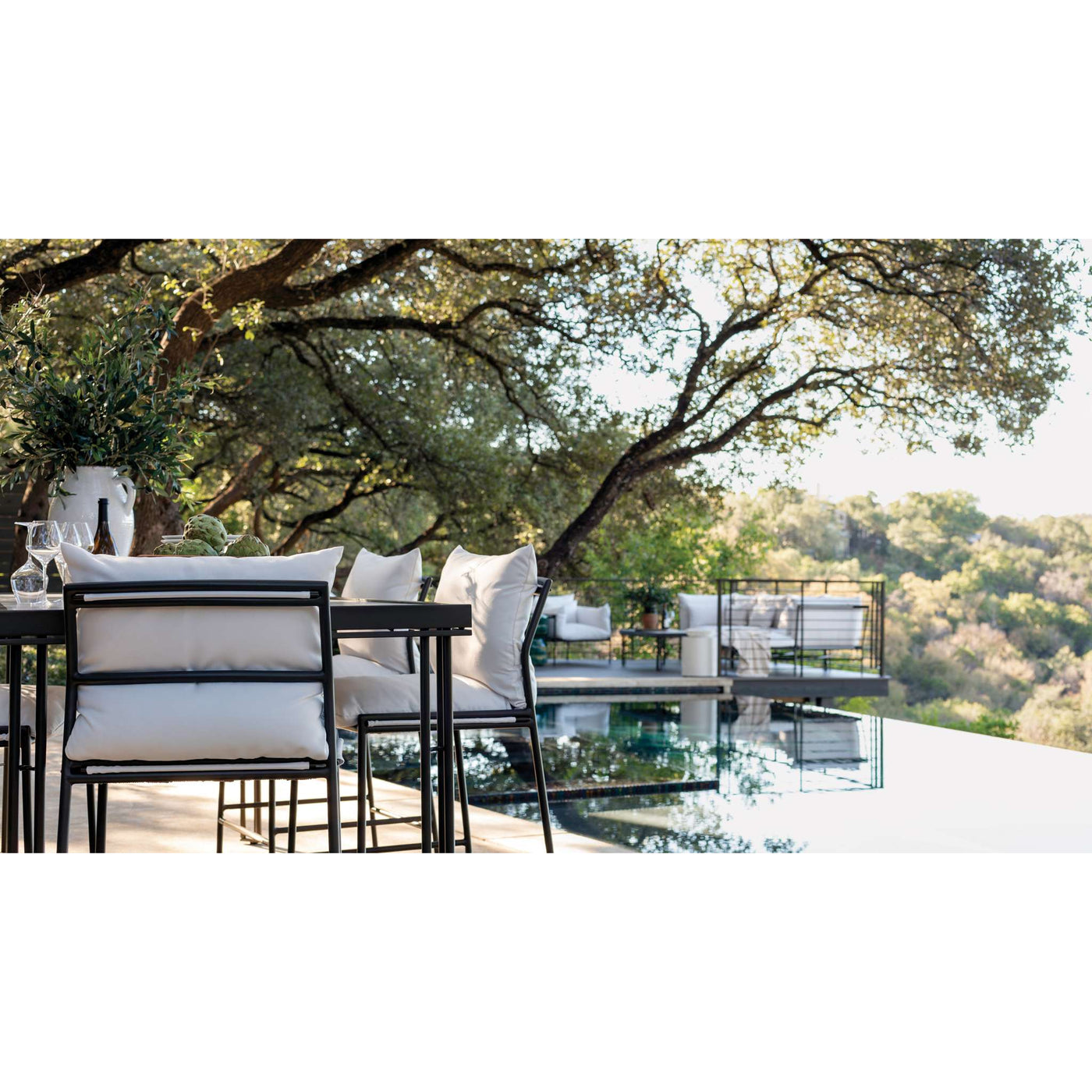 Patinero Dining Table