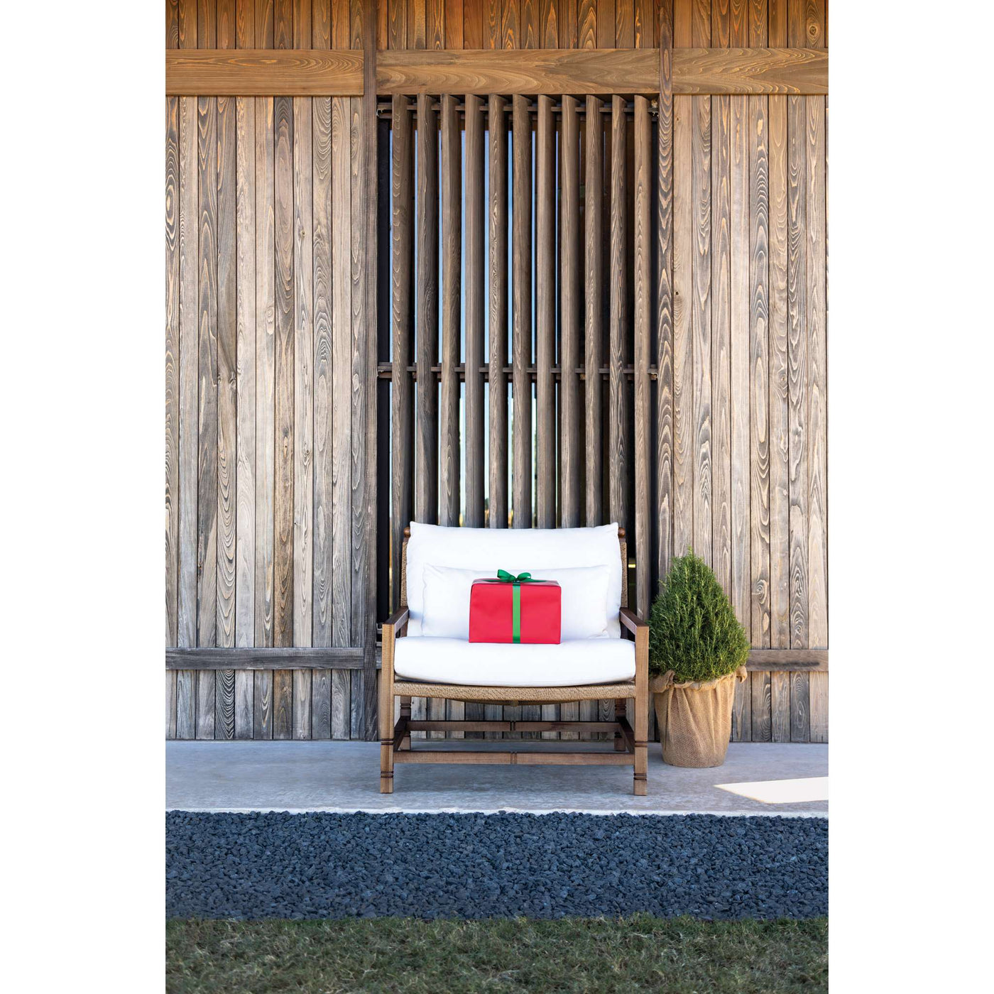 Vaterra Lounge Chair