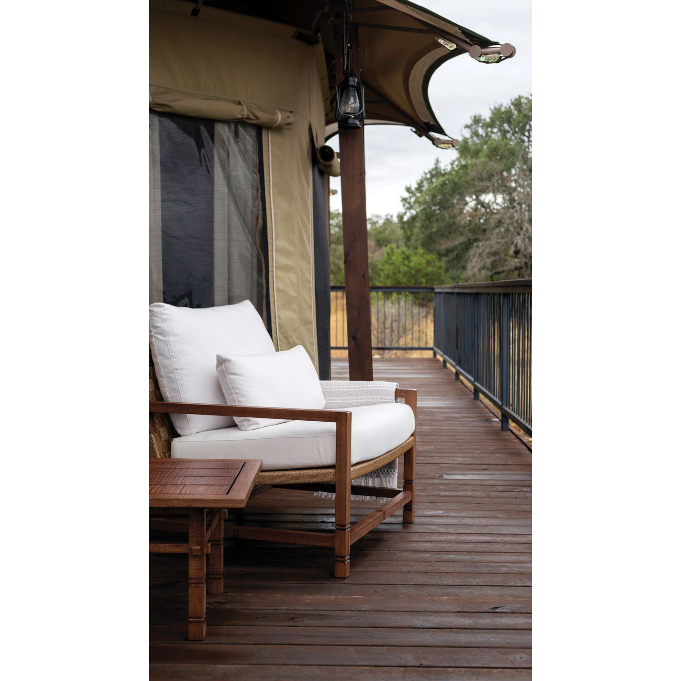 Vaterra Side Table
