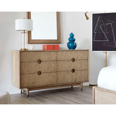 Finn Dresser