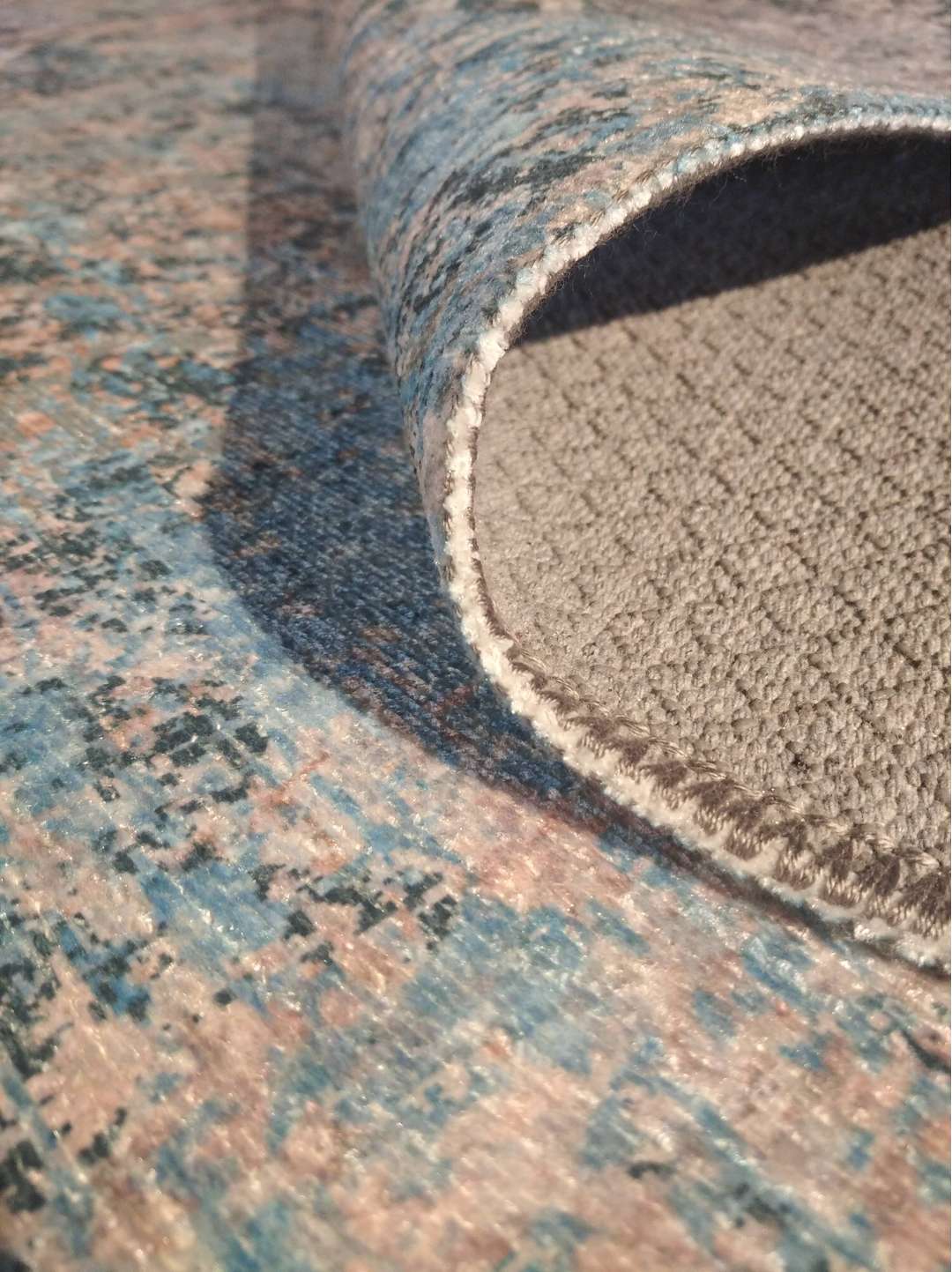 Celia Decorative Polyester and Cotton Rug